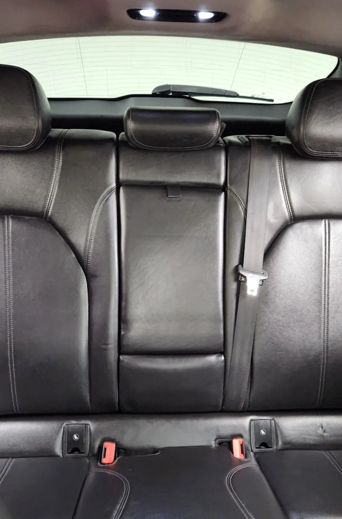 Car seats after interior deep cleaning Montreal JR Auto Spa